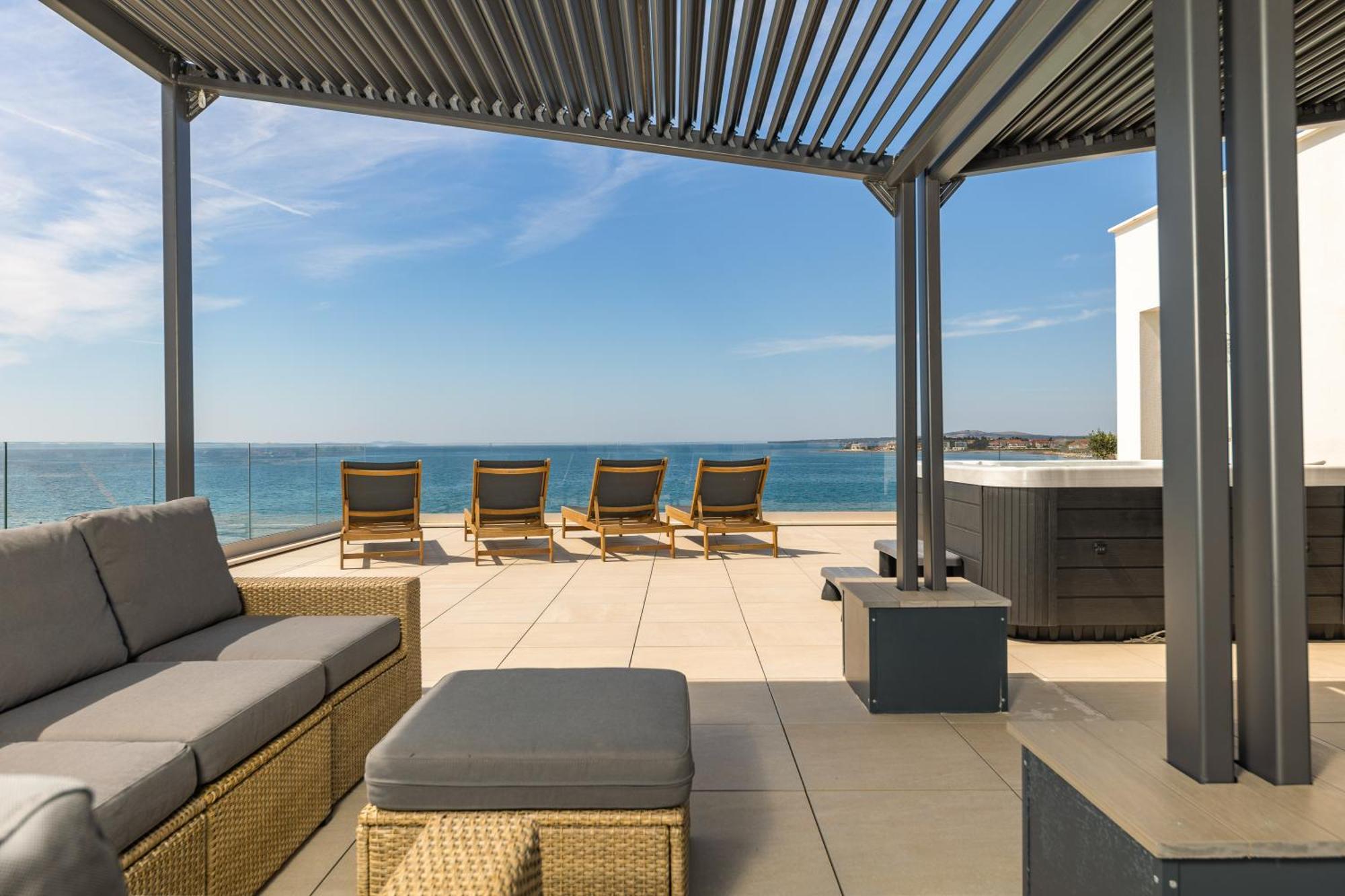 Appartamento Aqua Blue By Belmont Realty Privlaka  Esterno foto