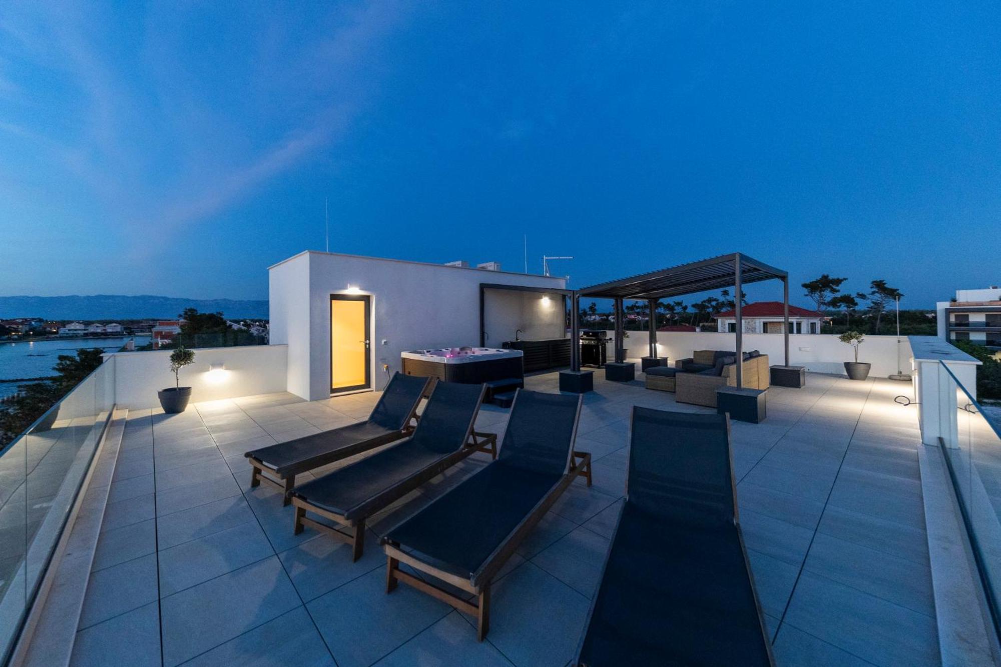 Appartamento Aqua Blue By Belmont Realty Privlaka  Esterno foto
